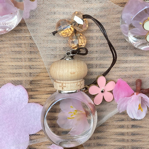 桜ミニハーバリウム チャーム付き♥️クリックポスト発注❣️送料全国