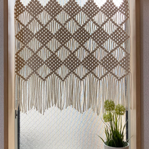 マクラメ　カフェカーテン　フェザータッセル２個付き マクラメ カフェカーテン フェザータッセル2個付き マクラメ カフェ