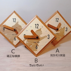 猫好きさんの置き時計＜スクエアS＞手作りの木製テーブルクロック 5枚目の画像