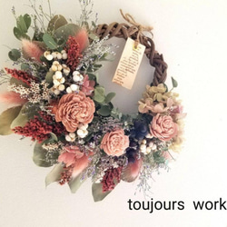 ナチュラルドライフラワーハーフリース&ミニ花束 ナチュラルドライフラワーハーフリース&ミニ花束 ◇ドライフラワー