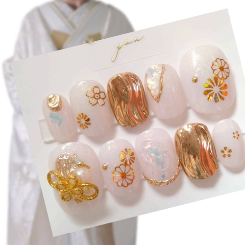 白無垢や色打掛、前撮りにも◇アイシングホワイトと金のミラーアートの