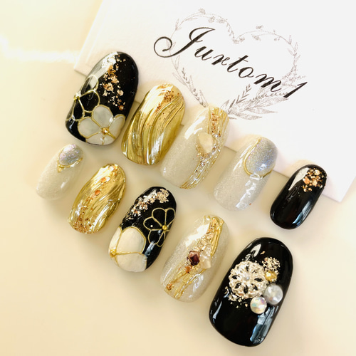 黒和柄ネイル】成人式ネイル／ブライダルネイル／ブラックネイル  