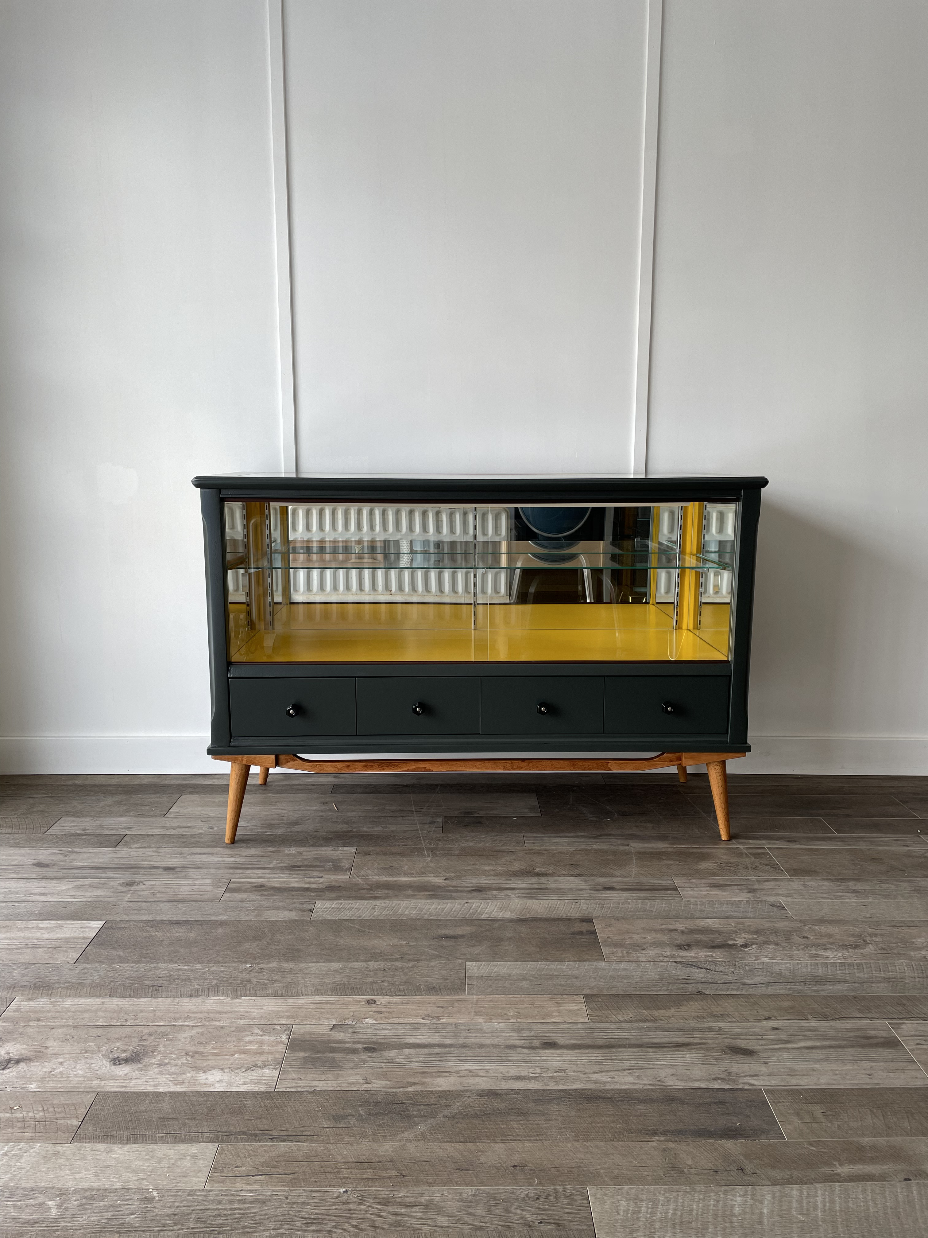 DISPLAY CASE