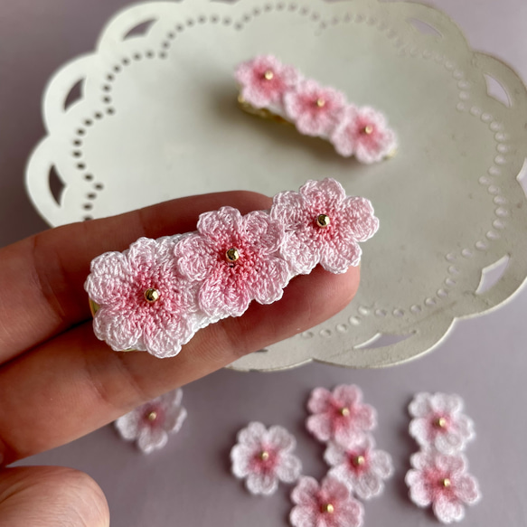 編んで染めた桜　ヘアピン　髪飾り　さくら　サクラ レース編み 6枚目の画像