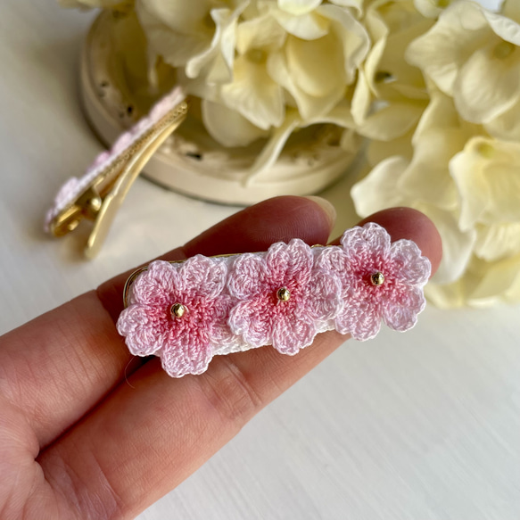 編んで染めた桜　ヘアピン　髪飾り　さくら　サクラ レース編み 4枚目の画像
