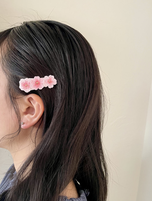 編んで染めた桜　ヘアピン　髪飾り　さくら　サクラ レース編み 1枚目の画像