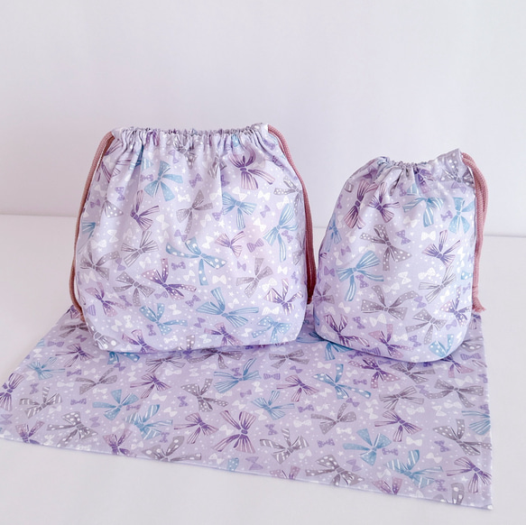 ランチグッズセット〙リボン⋈*｡ﾟサイズオーダー可 女の子 お弁当袋 
