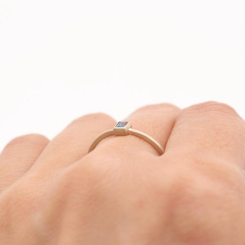 K10/1点物】バケットカットアクアマリンリング 指輪・リング EggPlant