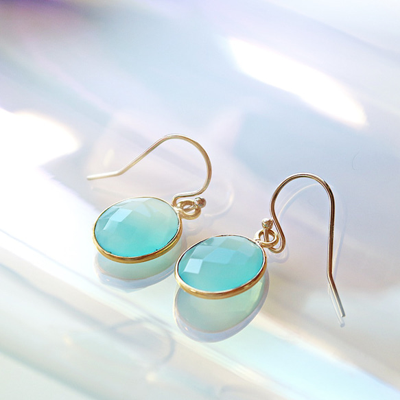 14KGF/ AQUA CHALCEDONY EARRINGS 1枚目の画像