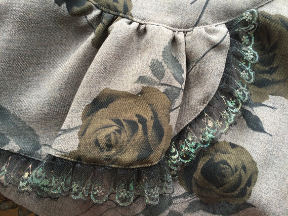 薔薇柄イレギュラーヘムのスカート 5枚目の画像