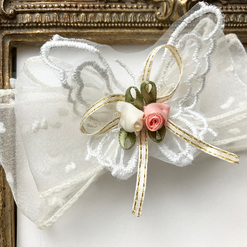 刺繍オーガンジー♡ちょうちょ ベビーヘアクリップ