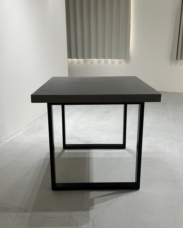 【M05】モールテックス ダイニングテーブル（W800×D800×H730mm) 3枚目の画像