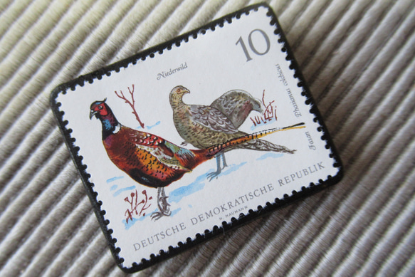 ドイツ　野鳥切手ブローチ9399 2枚目の画像