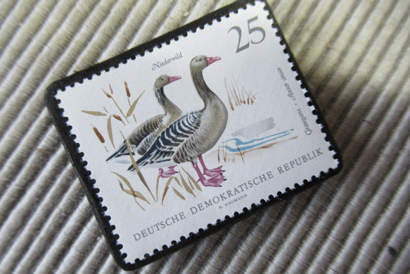 ドイツ　鳥切手ブローチ9402 2枚目の画像
