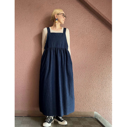 RATA❤️選擇你的長度❤️岡山牛仔❤️精緻的輪廓❤️寬鬆的套頭裙❤️柔軟的牛仔布❤️四季皆宜 第3張的照片