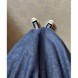 RATA❤️選擇你的長度❤️岡山牛仔❤️精緻的輪廓❤️寬鬆的套頭裙❤️柔軟的牛仔布❤️四季皆宜 第10張的照片