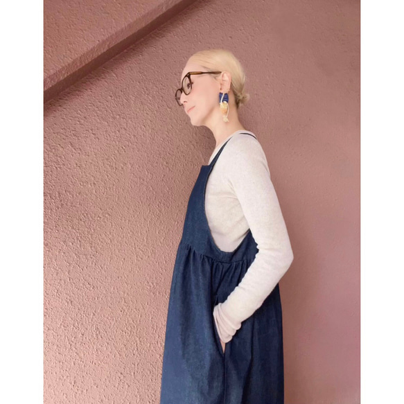 RATA❤️選擇你的長度❤️岡山牛仔❤️精緻的輪廓❤️寬鬆的套頭裙❤️柔軟的牛仔布❤️四季皆宜 第4張的照片