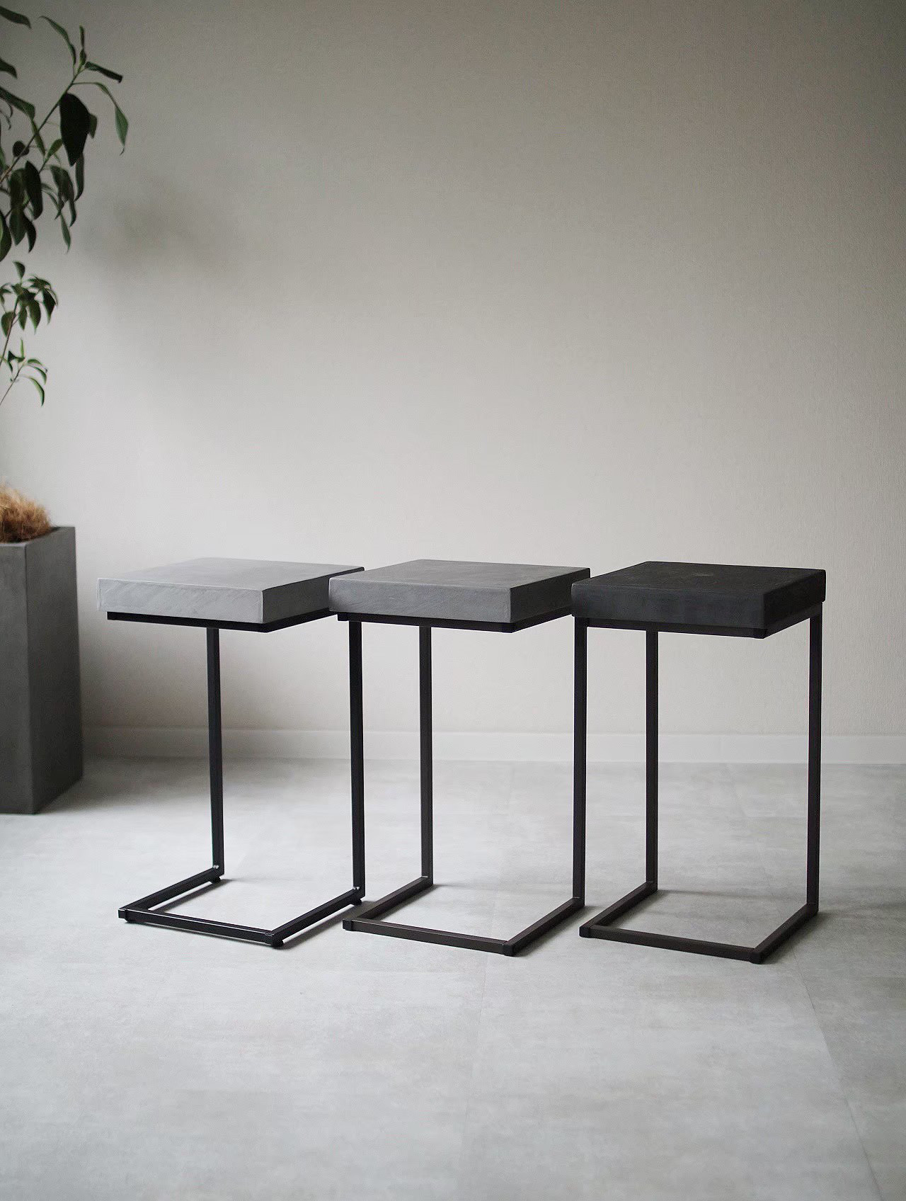 送料無料】モールテックス サイドテーブル（W300×D300×H570mm/全