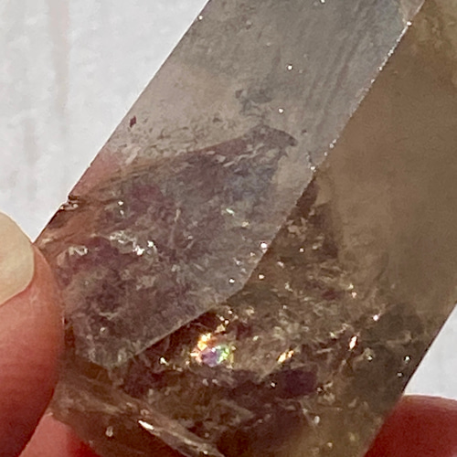 ホワイトファントム ライトスモーキークォーツ with レインボー