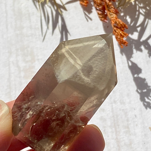 ホワイトファントム ライトスモーキークォーツ with レインボー