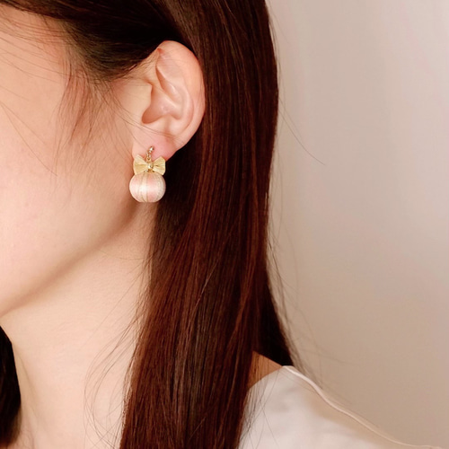 リボン】「Sakura Pink」ribbon 巻き玉 ピアス / イヤリング 刺繍糸 桜 