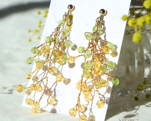 天然石の花束ピアス(フレッシュカラー) f71f948257780e9dc4515aa5b6e955