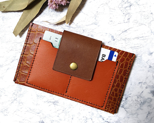 シンプルレザーケース クロコダイル型押し革 通帳ケース・お薬手帳
