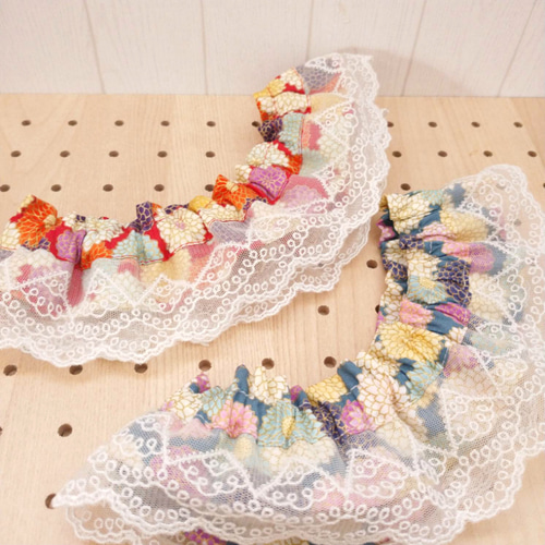 金色ライン菊花和柄レースが可愛いワンコシュシュスタイ/中型犬 金色ライン菊花和柄レースが可愛いワンコシュシュスタイ/中型犬
