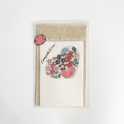 土佐和紙と押し花のメッセージカード　「Congratulation」　 1枚目の画像
