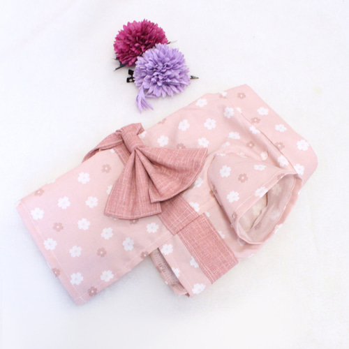 犬服ハンドメイド　洋服　浴衣　被布コート　❣️ここちゃん❣️ オーダーメイド犬服の着物被布コートちりめん桜ホワイト