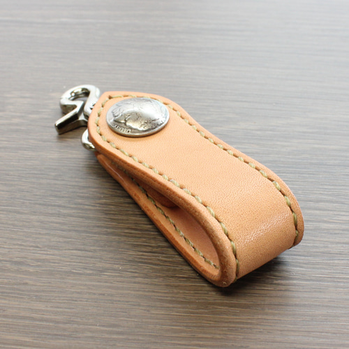 昭南サドルレザー使用】コンチョキーホルダー（5セントコインコンチョ