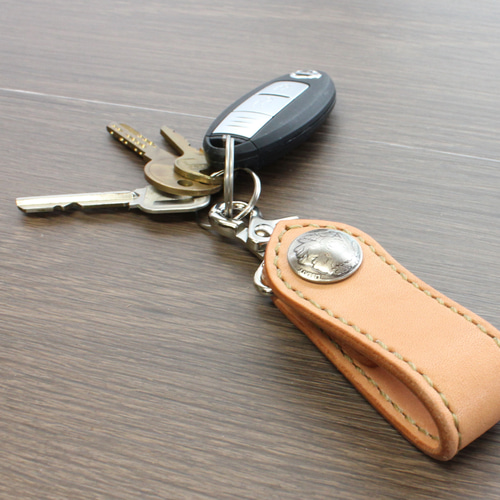 昭南サドルレザー使用】コンチョキーホルダー（5セントコインコンチョ