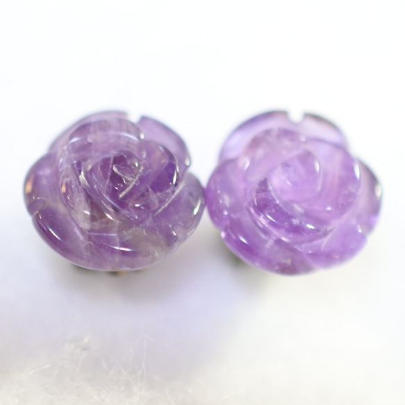 (1 件) 紫水晶玫瑰耳環（10 毫米，鈦柱） 第2張的照片