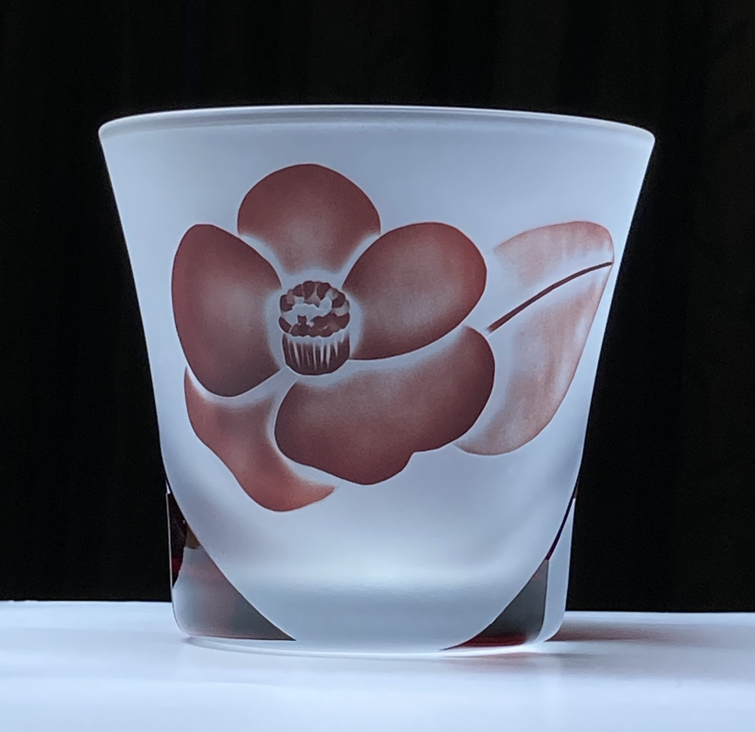 椿と市松模様のロックグラス　無色×赤（1個）