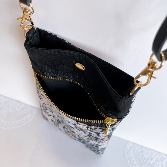 スマホショルダー ブラック×花柄 /ポシェット スマホポーチ/合皮ショルダーストラップ　長さ調整可能◎ギフト 母の日 6枚目の画像