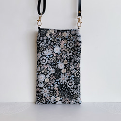 スマホショルダー ブラック×花柄 /ポシェット スマホポーチ/合皮ショルダーストラップ　長さ調整可能◎ギフト 母の日 5枚目の画像