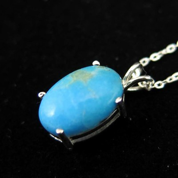 スリーピングビューティー鉱山産ターコイズ 12mmオーバル ペンダント 2.0g【榎本通商19584】 2枚目の画像