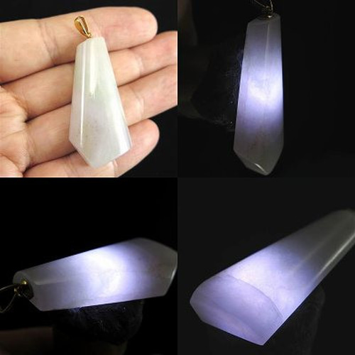 糸魚川翡翠 ヒスイ 白 45mmフリーフォーム ペンダントトップ