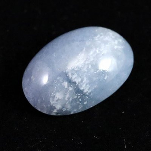 北海道産 曹長石岩 ブルーアルビタイト 21mmオーバル ルース 4.0g