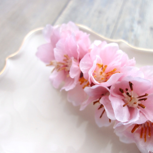 恋桜のバレッタ □ 薄ピンク色の可憐な桜 バレッタ Humming Bird 通販