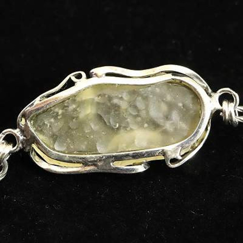 リビアンデザートグラス原石