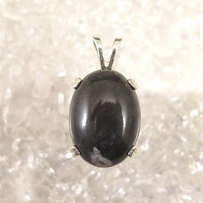 H&E社 マスターシャーマナイト 18mmオーバル ペンダントトップ  証明書付 4.2g【榎本通商75241】