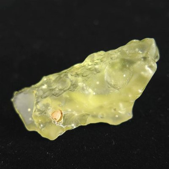 リビアンデザートグラス原石