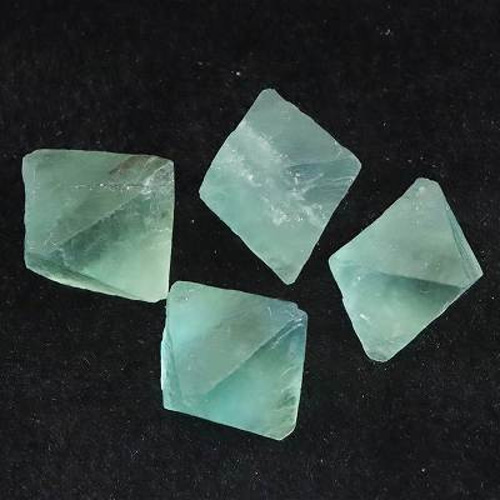 フローライト 蛍石 8面体 結晶 原石 4個セット 86.2g【榎本通商82190