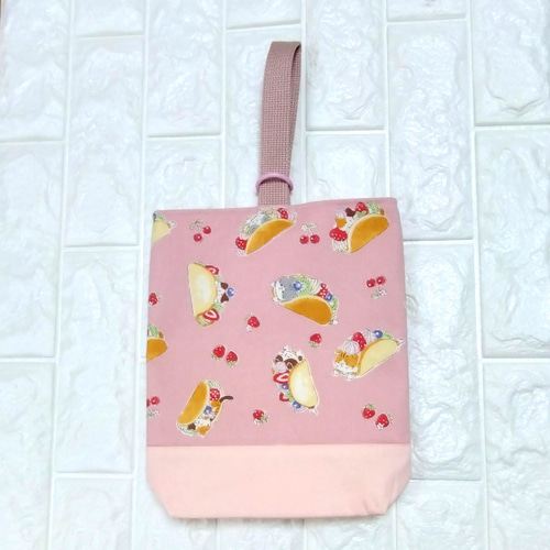 2/2 ねこまま　手刺繍　ローズ　レッスンバッグ　上履き入れ　他　ピンク 1/2 ねこまま様専用 手刺繍 ローズ レッスンバッグ 上履き入れ