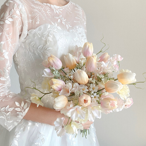 チューリップウェディングブーケ【結婚式/ウェディング/リゾート婚/前