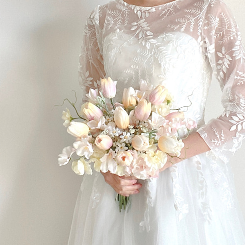 チューリップウェディングブーケ【結婚式/ウェディング/リゾート婚/前