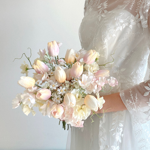 チューリップウェディングブーケ【結婚式/ウェディング/リゾート婚/前