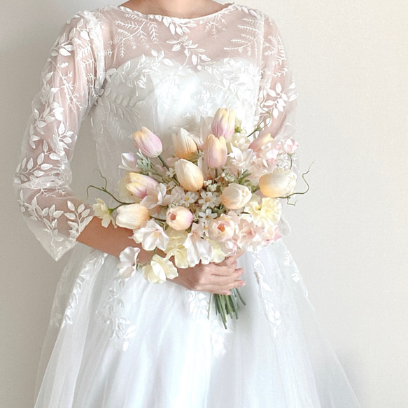 チューリップウェディングブーケ【結婚式/ウェディング/リゾート婚/前