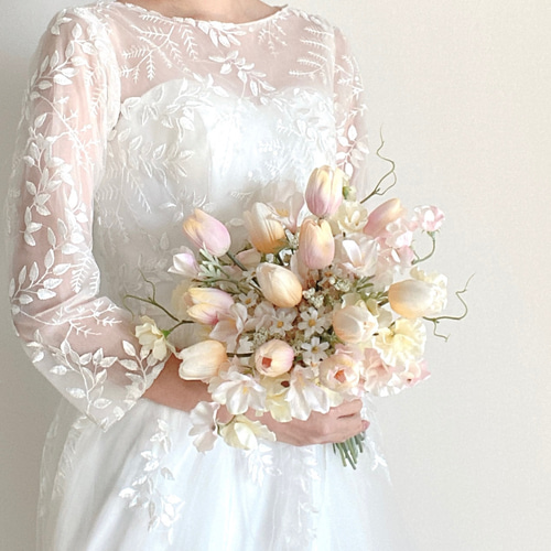 チューリップウェディングブーケ【結婚式/ウェディング/リゾート婚/前